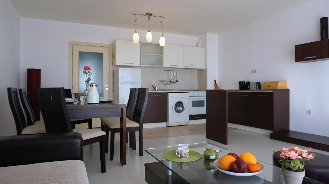 Апартаменти Свети Георги - Saint George Apartments カヴァルナ エクステリア 写真