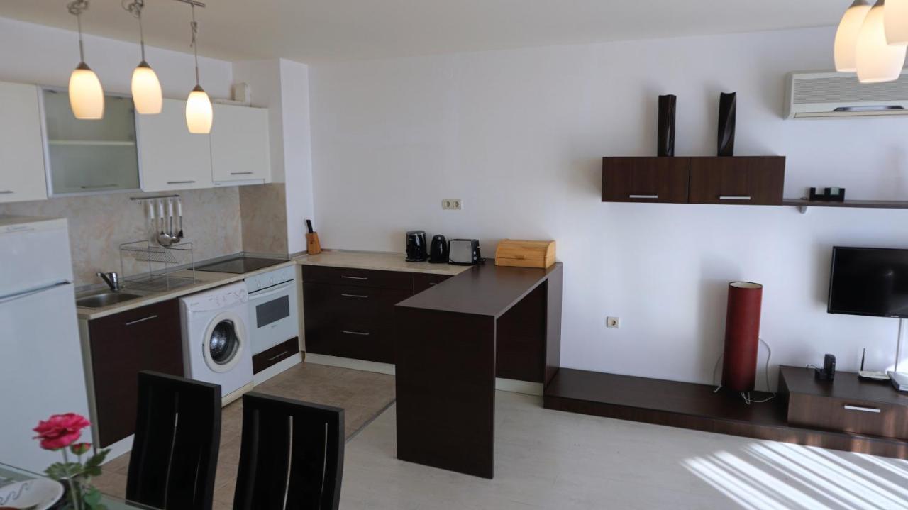 Апартаменти Свети Георги - Saint George Apartments カヴァルナ エクステリア 写真