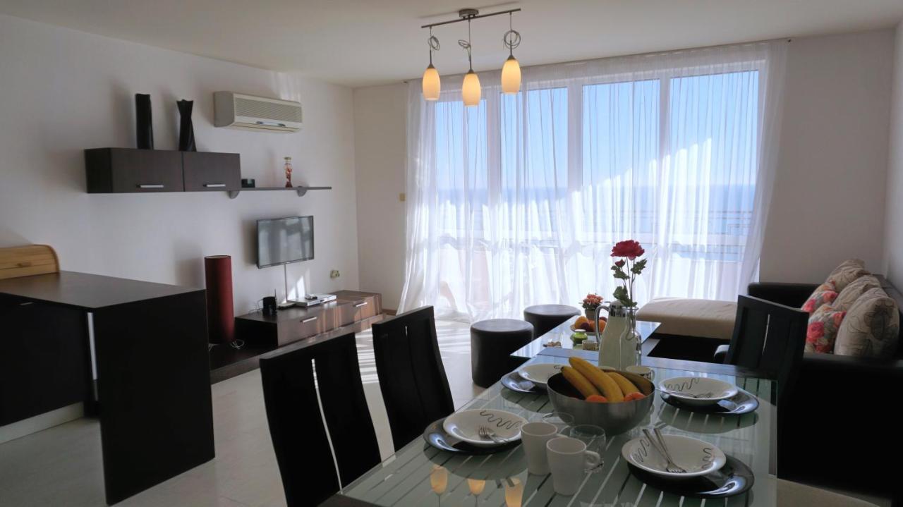 Апартаменти Свети Георги - Saint George Apartments カヴァルナ エクステリア 写真